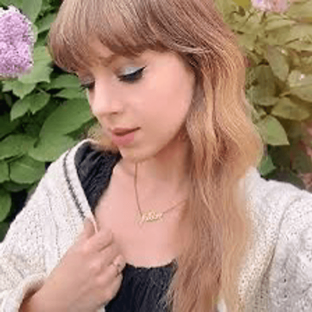 Swiftie Forever Pendants necklace gold colour